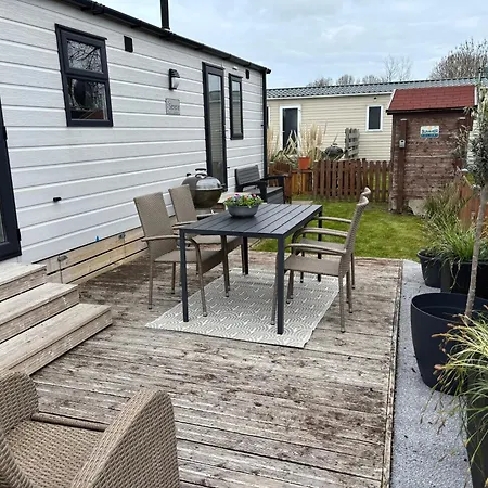 Holiday home Nr 90 Neues, Ruhiges Direkt Am Wattenmeer, Hundefreundlich, Komplett Eingezaeunt Westerland